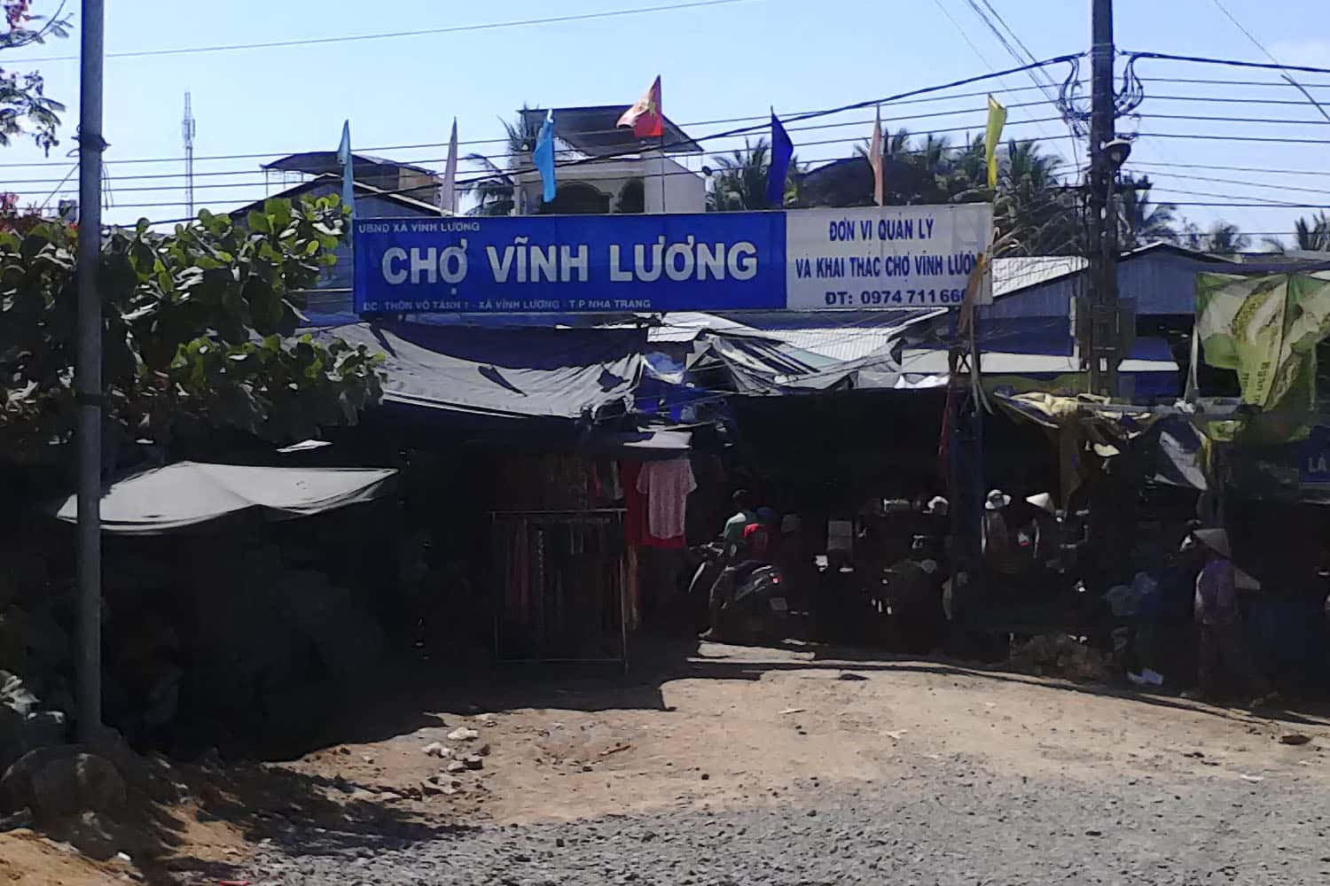 Chợ Vĩnh Lương
