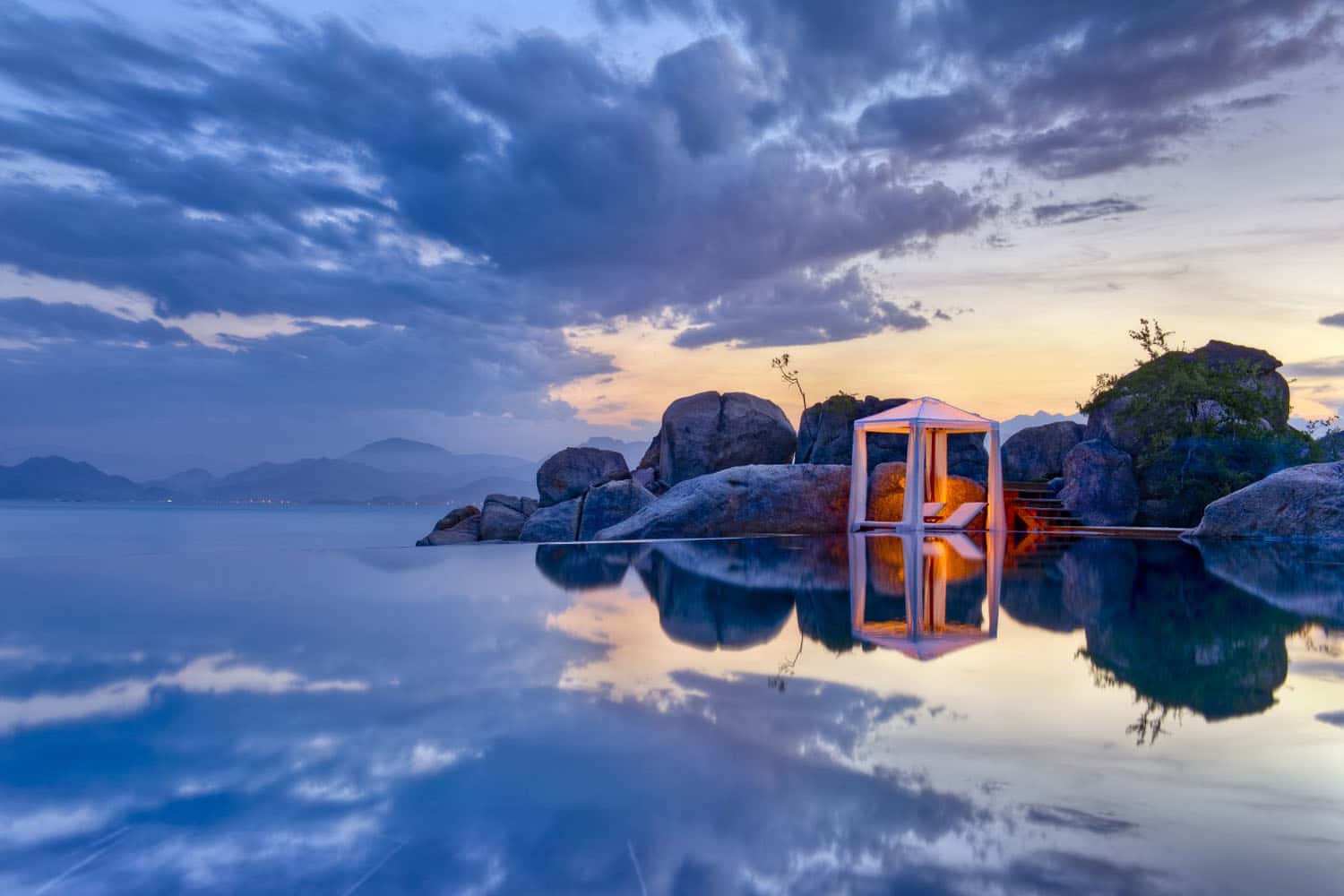 Kinh-nghiem-du-lich-vinh-van-nha-trang