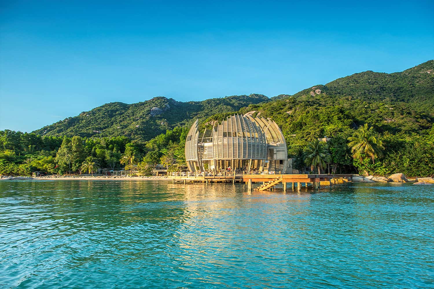 Kinh-nghiem-du-lich-vinh-van-nha-trang