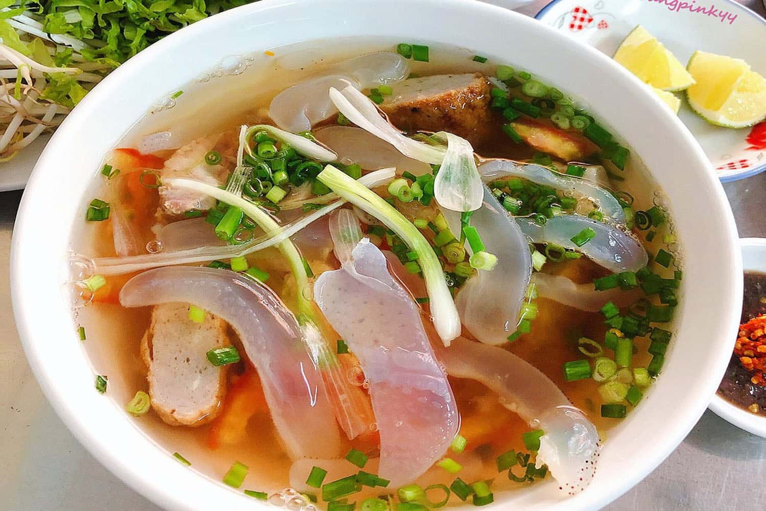 Kinh-nghiem-du-lich-vinh-van-nha-trang