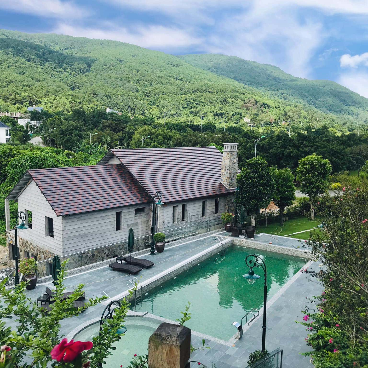 Moka Golf Villa - Nơi trú ngụ của những loài hoa xinh đẹp nhất