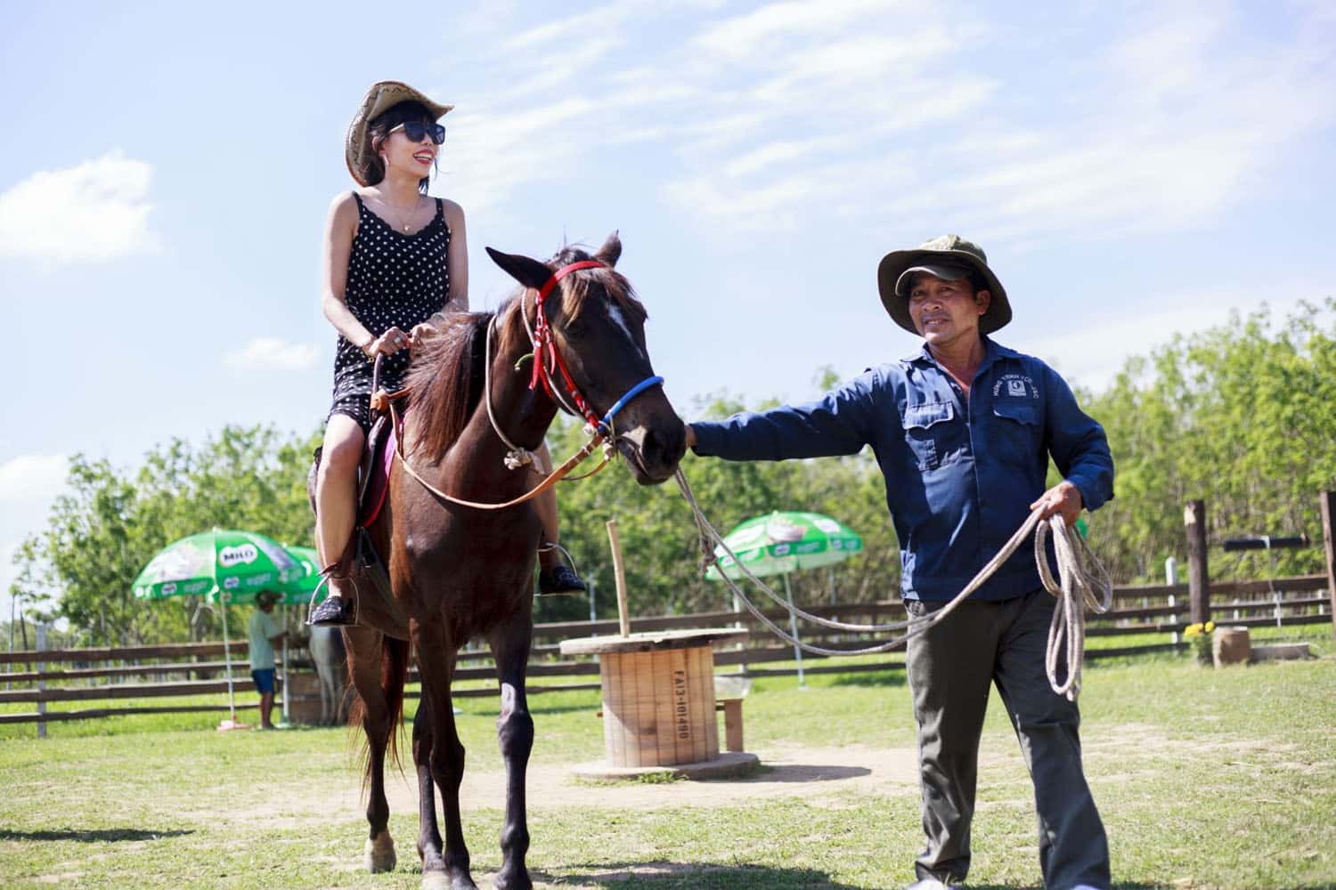 tham quan nong trai xanh cu chi 