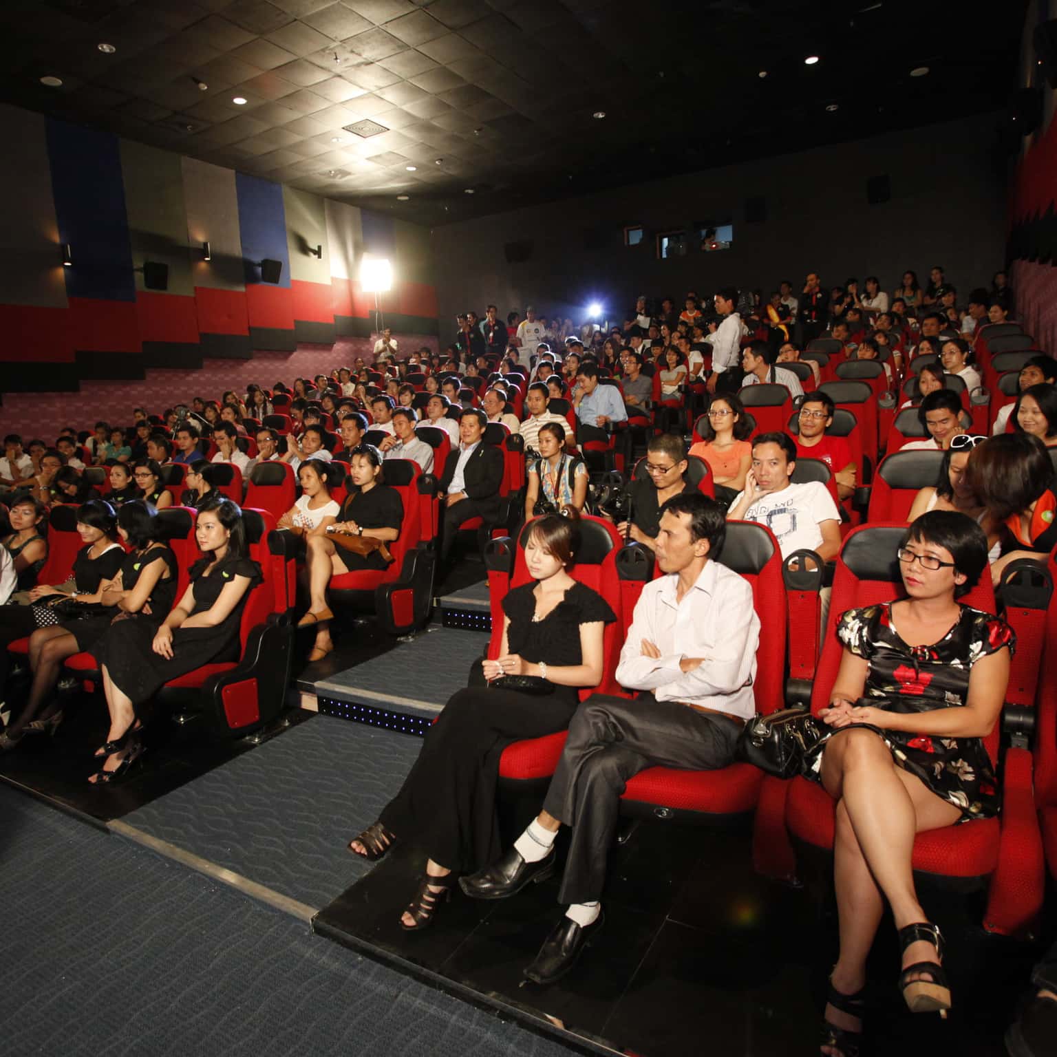 BHD Star Cineplex Icon 68 bitexco financial