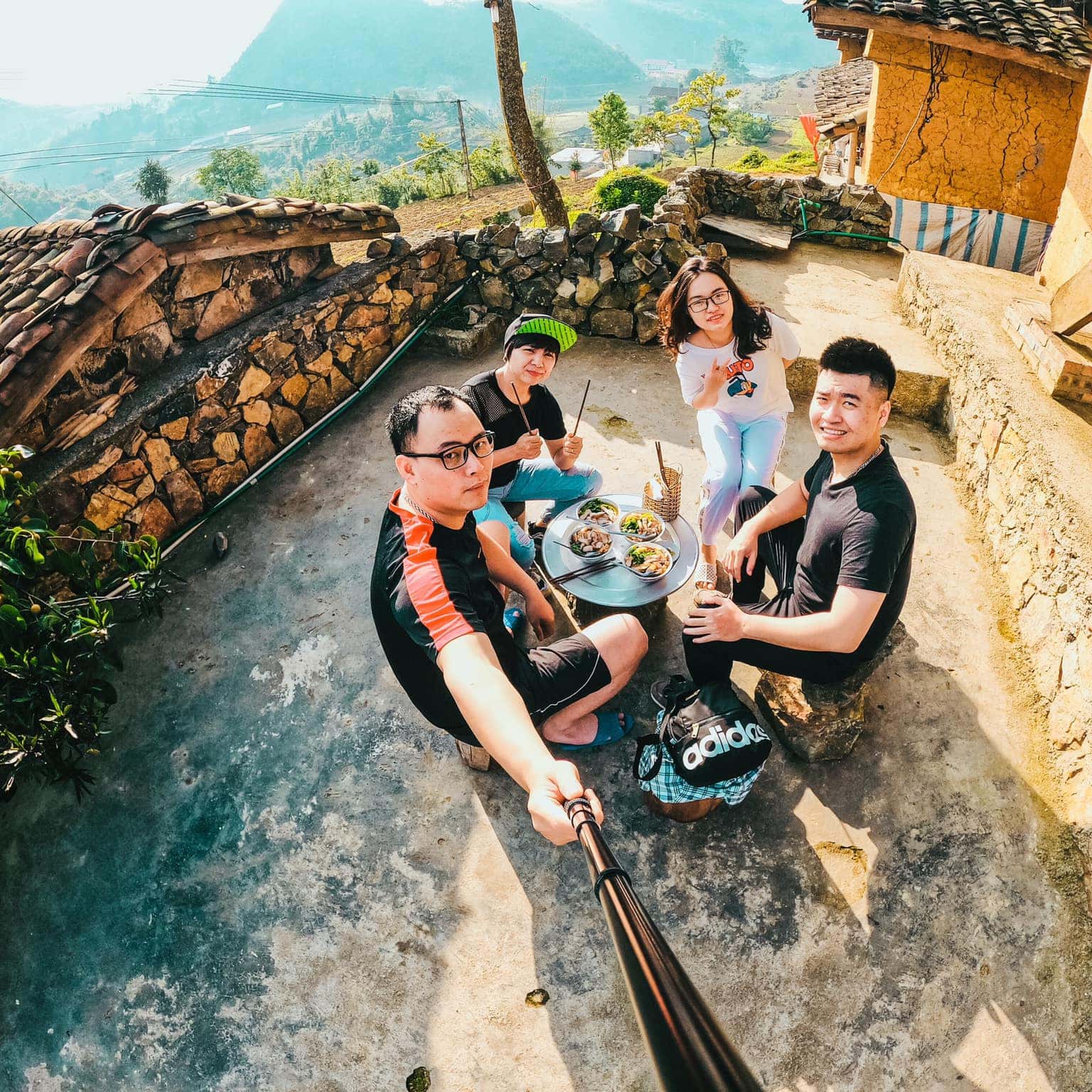 goc chup check in homie homestay dong van ha giang