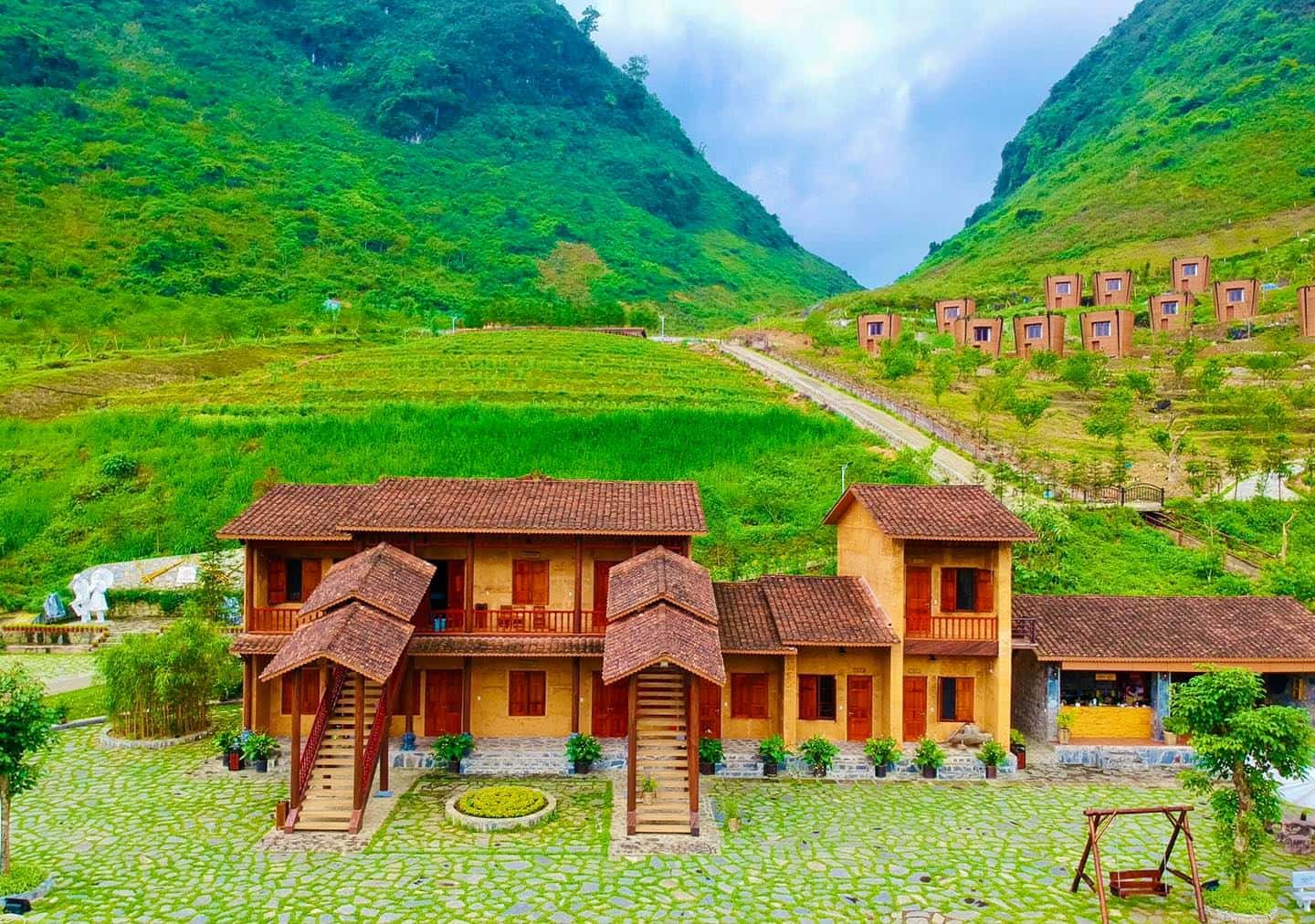 H’Mong Village – Khu nghỉ dưỡng mang “Tựa Sơn hướng Thủy”