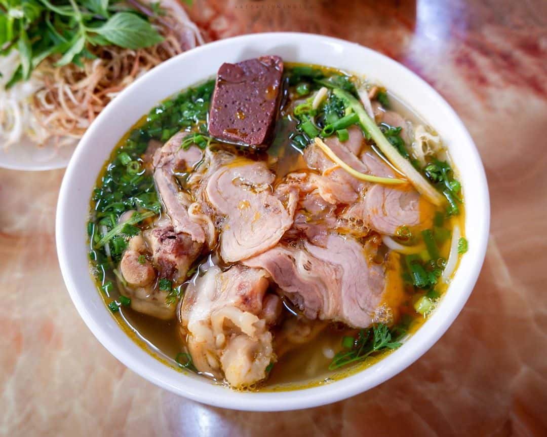 bun bo hue du lich bai dau vung tau