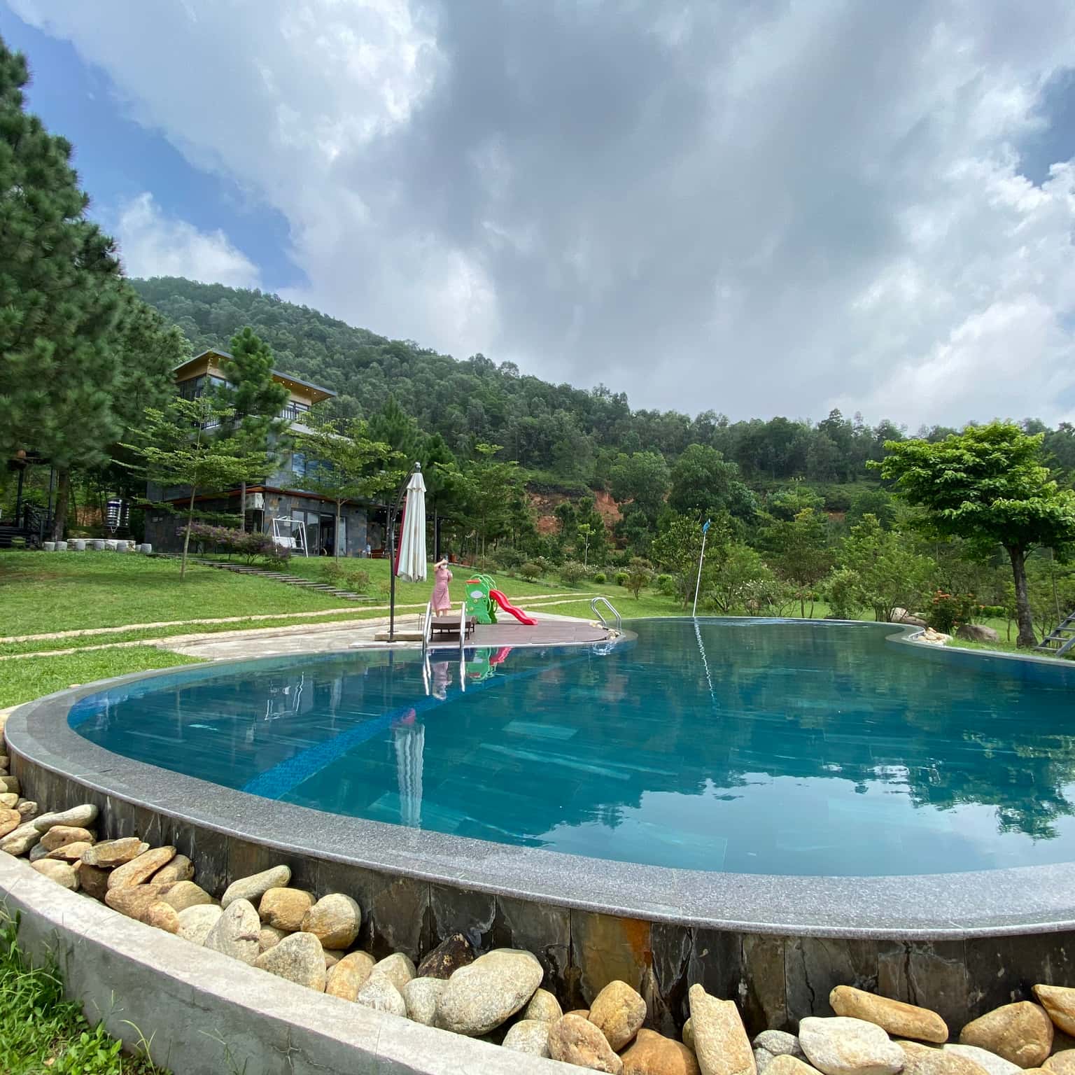 Pine Garden Sóc Sơn: Thiên đường nghỉ dưỡng thanh bình