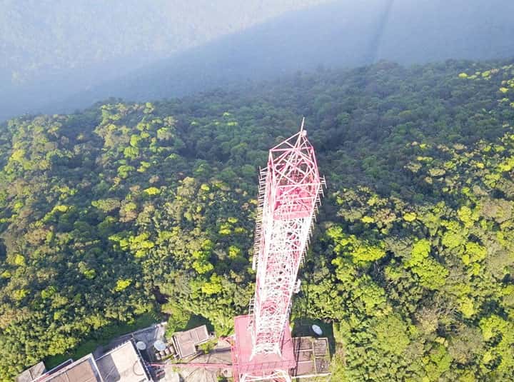 Ngắm toàn cảnh thiên nhiên với tháp truyền hình Tam Đảo
