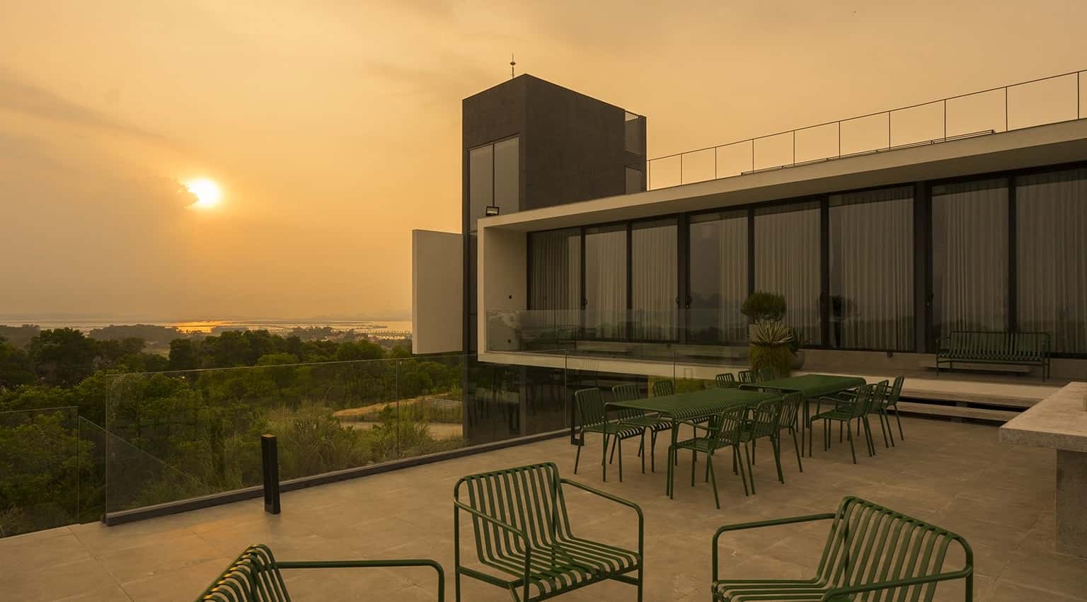Top 12 villa "sang xịn mịn" tại Hạ Long