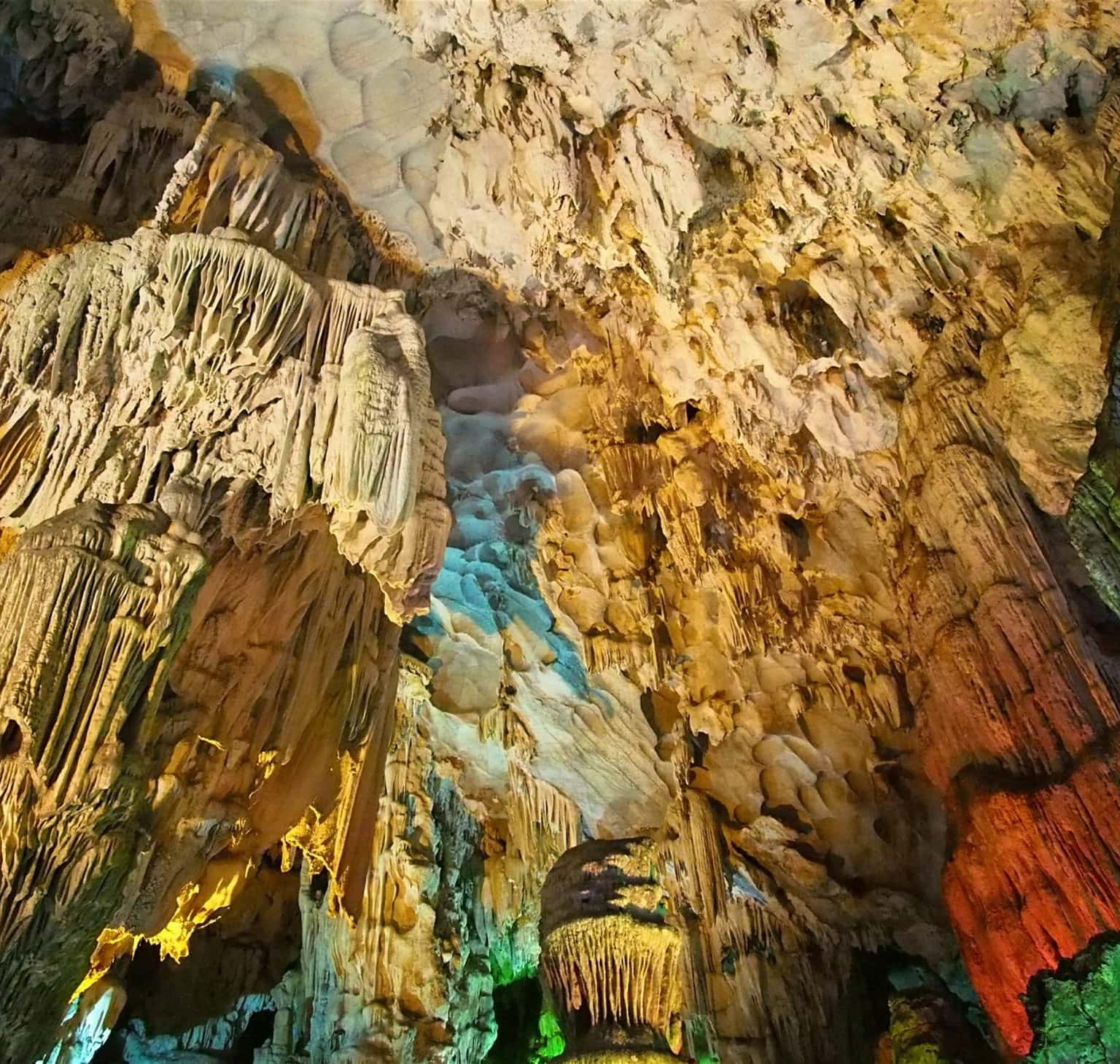 justfly sung sot cave ha long
