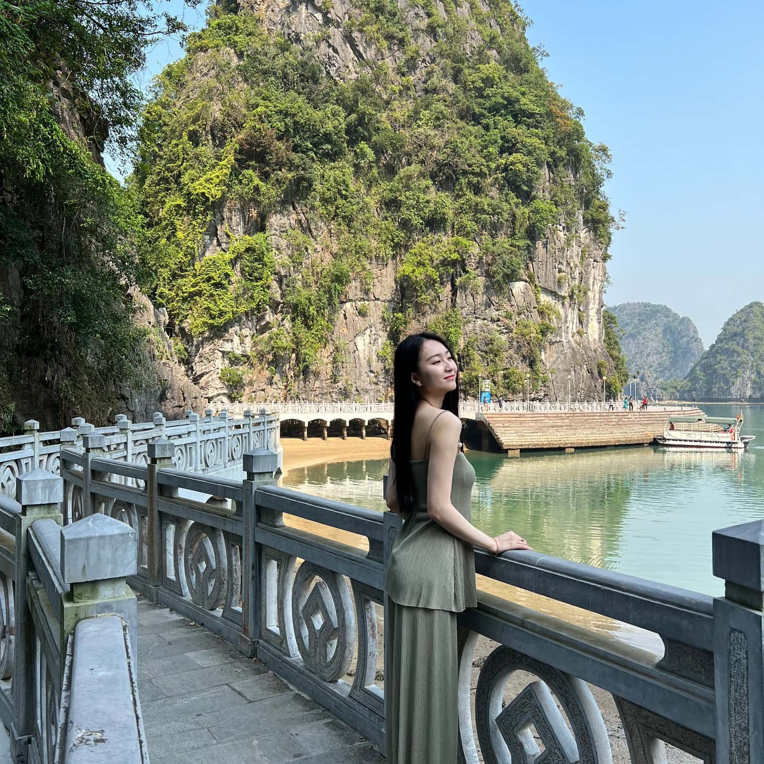 justfly sung sot cave ha long