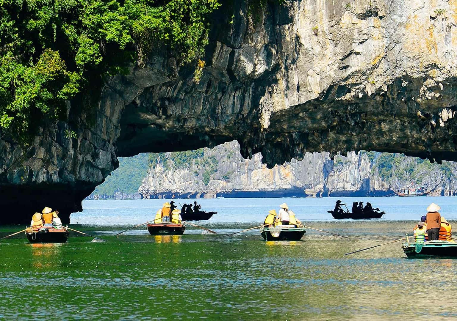 justfly luon cave ha long