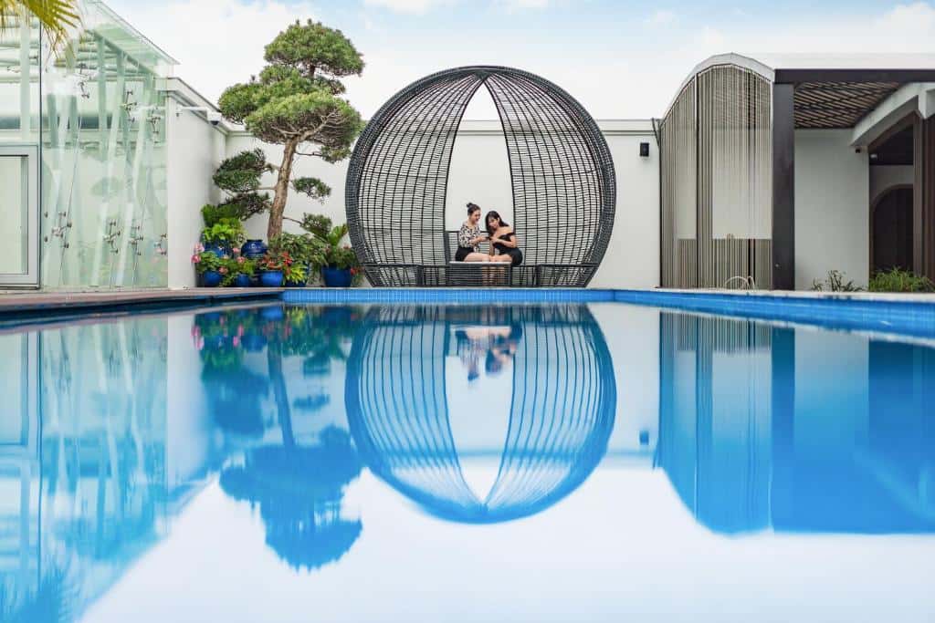 grand fleuve boutique halong