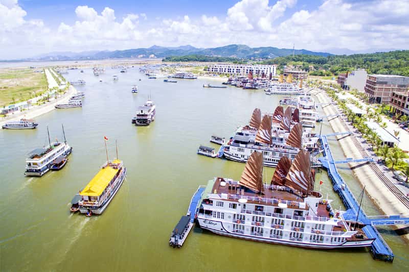 justfly cang tuan chau quang ninh