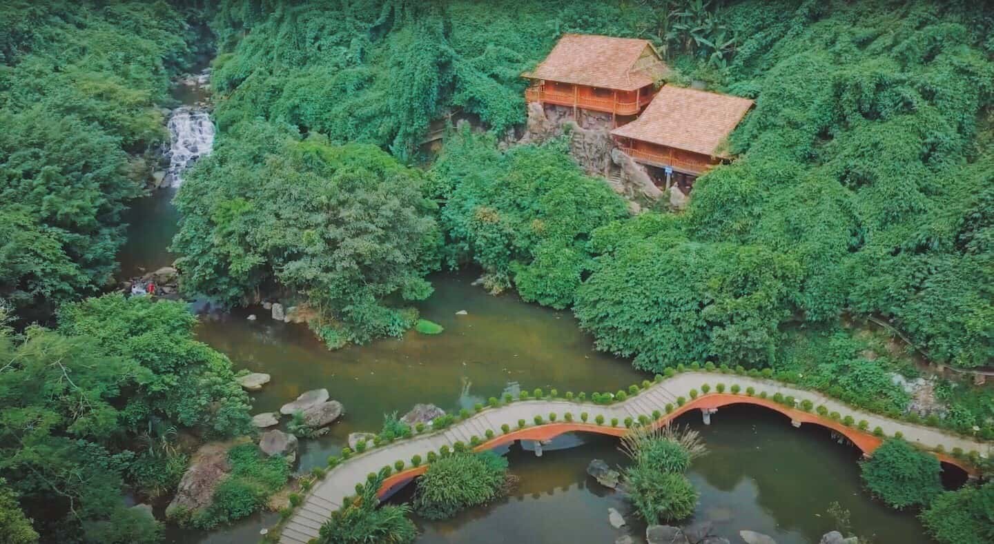 justfly thien son suoi nga ba vi