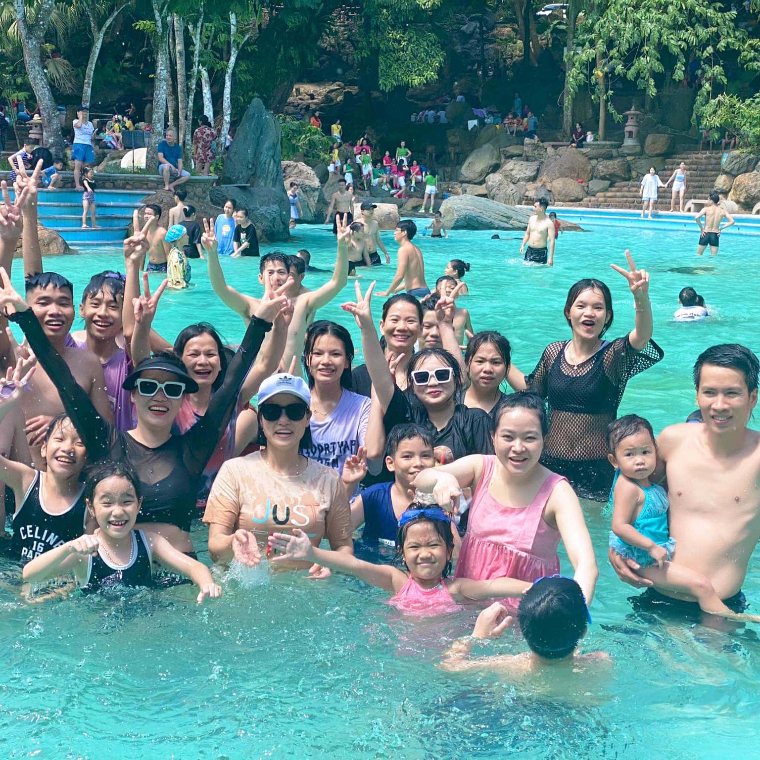justfly thien son suoi nga ba vi