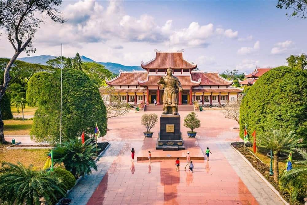 justfly bao tang quang trung quy nhon