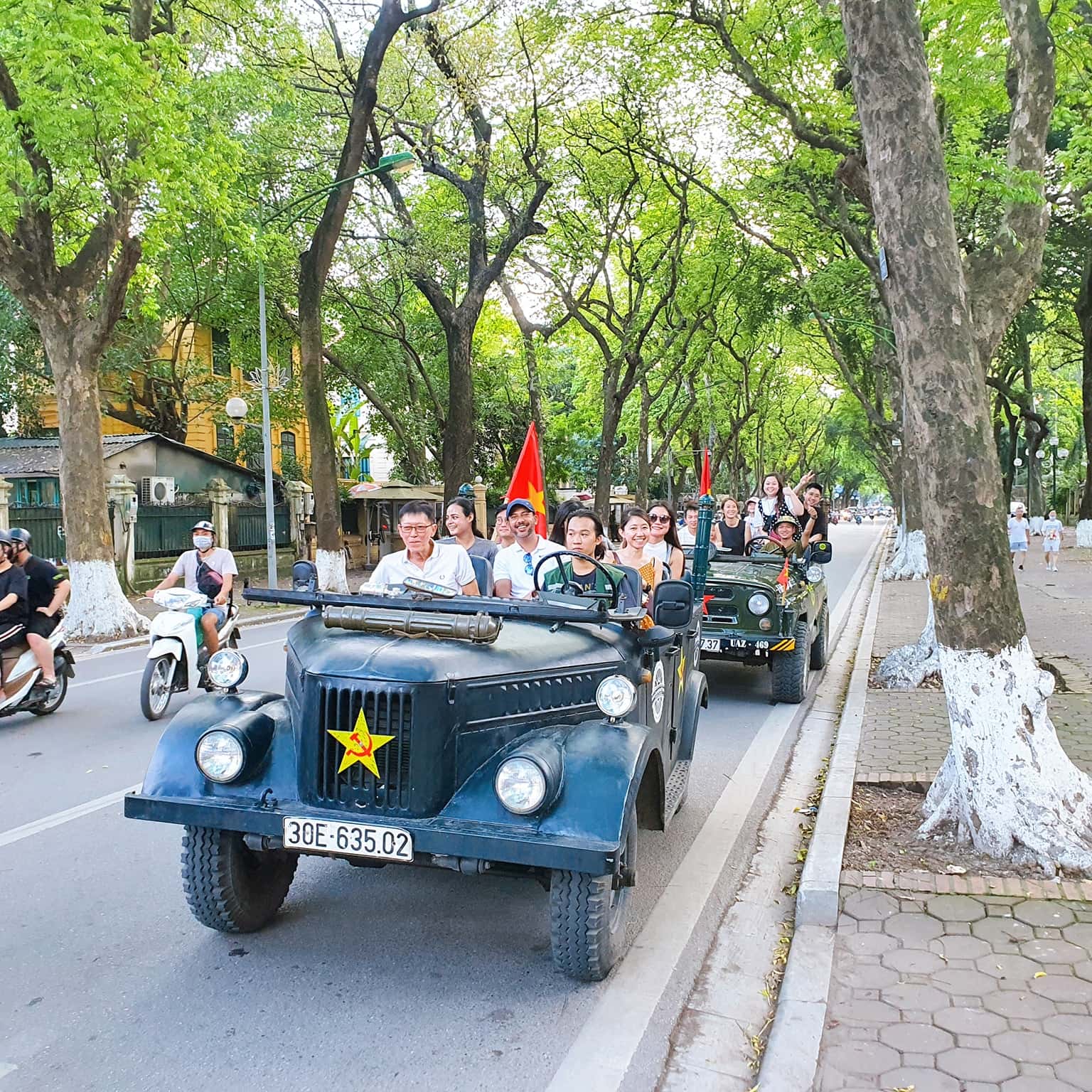 justfly jeep tour hanoi