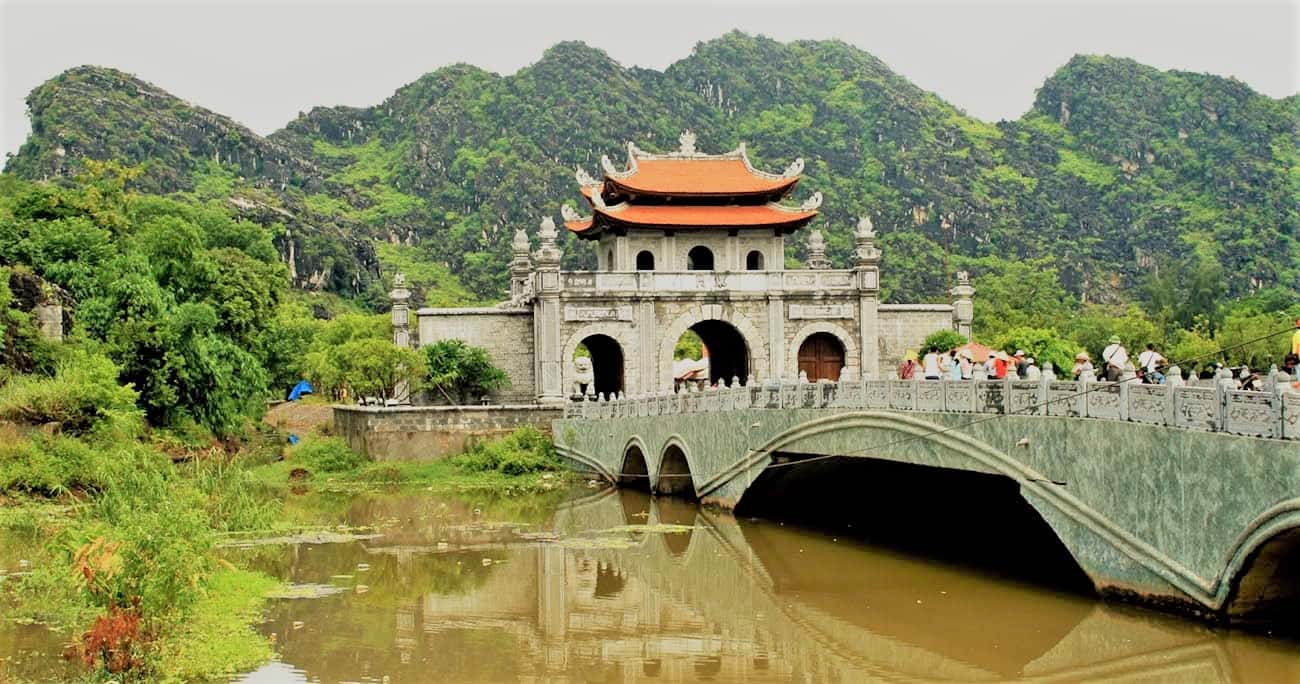 justfly co do hoa lu ninh binh