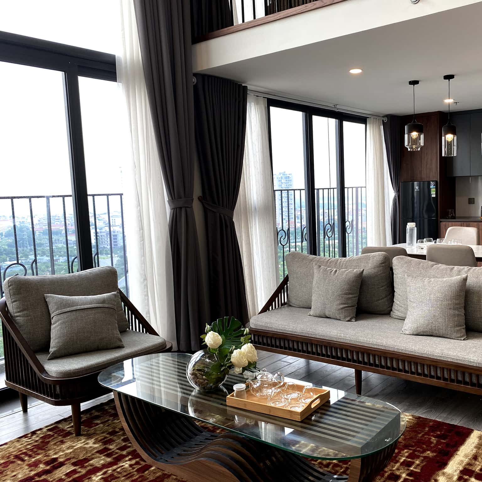 M Pentstudio Indochina，西湖 — 照片 8