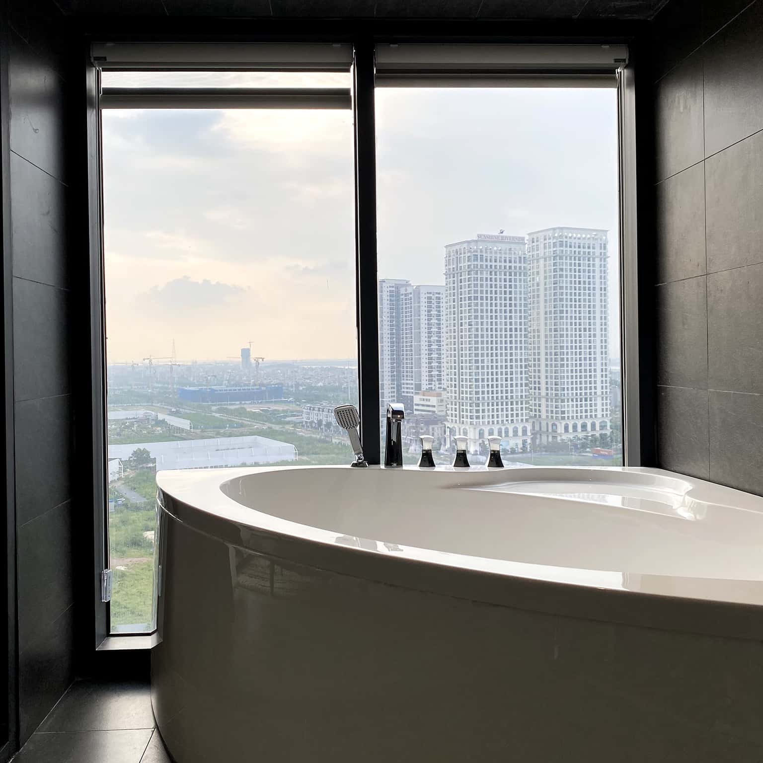 M Pentstudio Indochina，西湖 — 照片 12