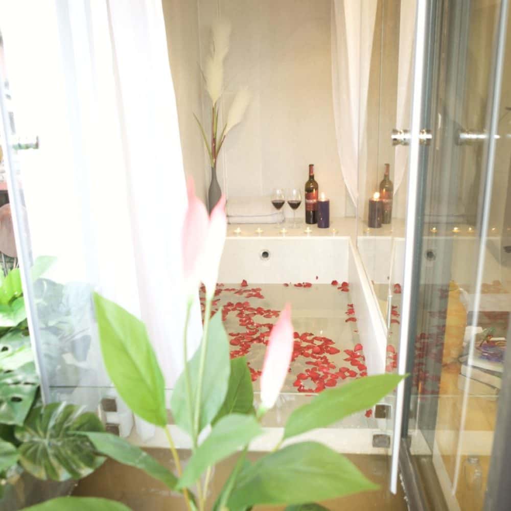 Infinity Tub 2 HTC2 Hàng Thiếc, Hoàn Kiếm — ảnh 16
