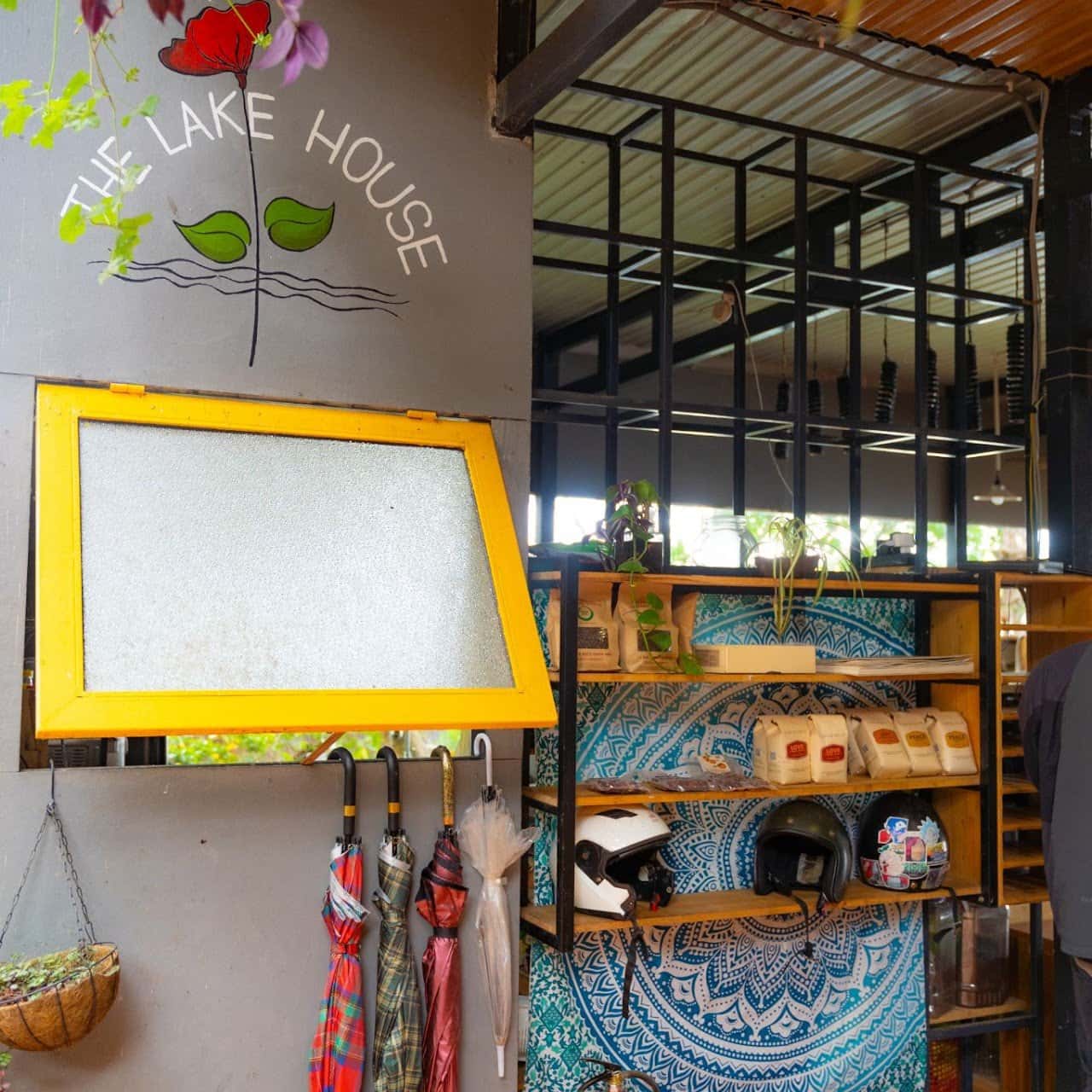 justfly khu cafe the lake house da lat