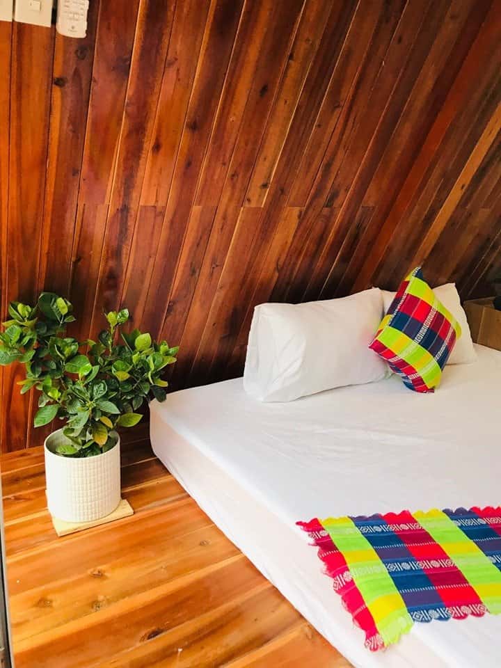 justfly trang an lamia bungalow triangle house couple ninh binh 