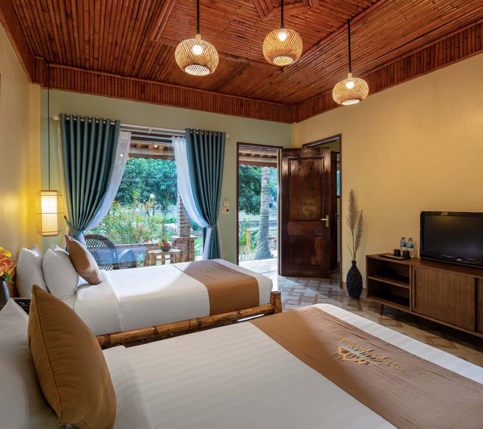 justfly ans eco garden family connecting ninh binh