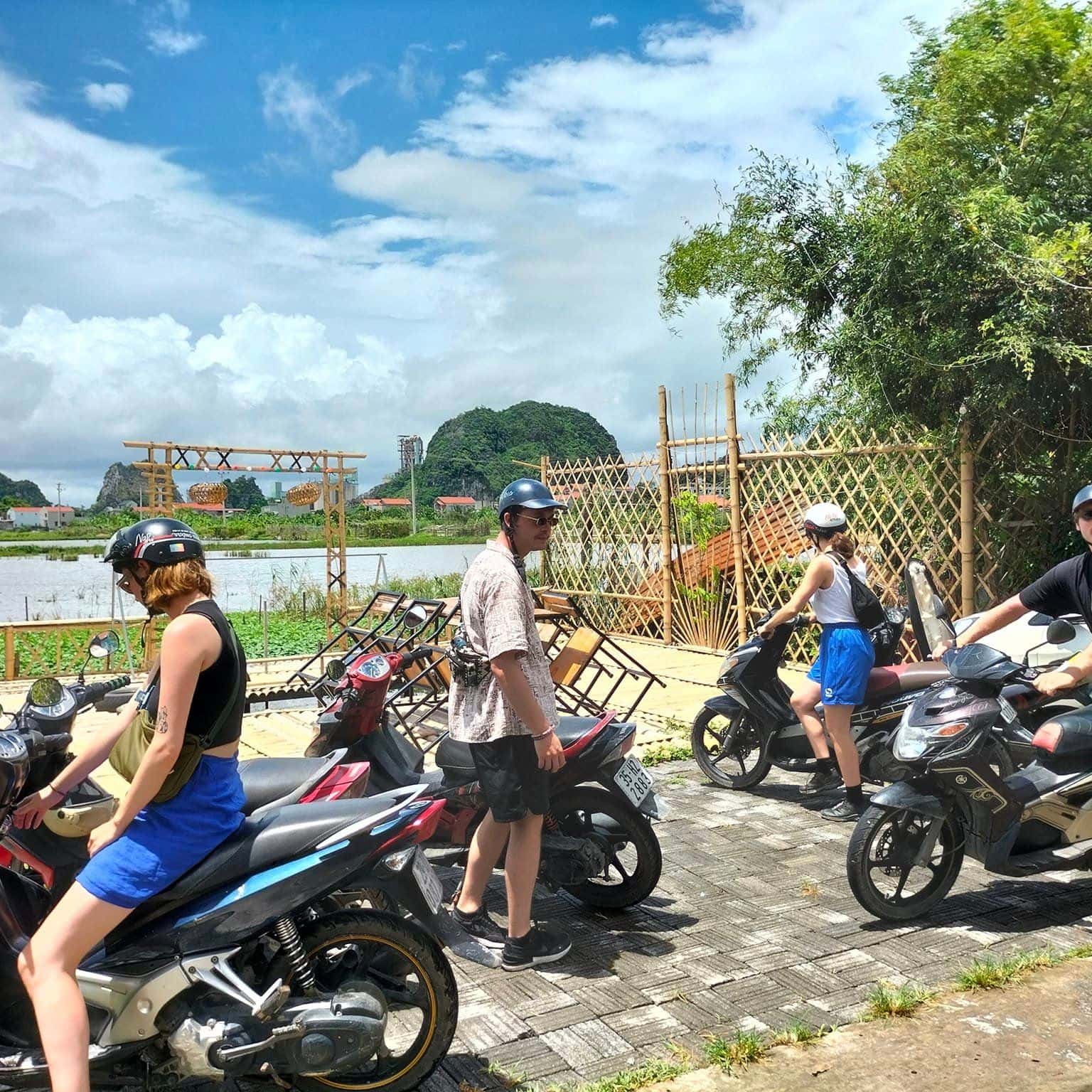 justfly tam coc rice fields homestay ninh binh