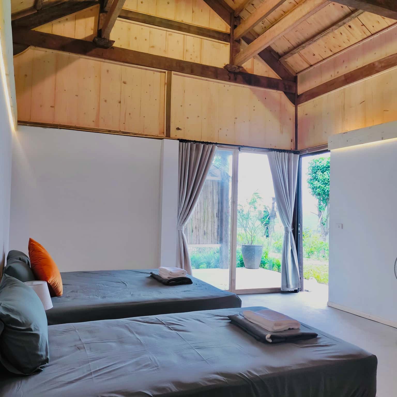 justfly bungalow 8 mura retreat ba vi 