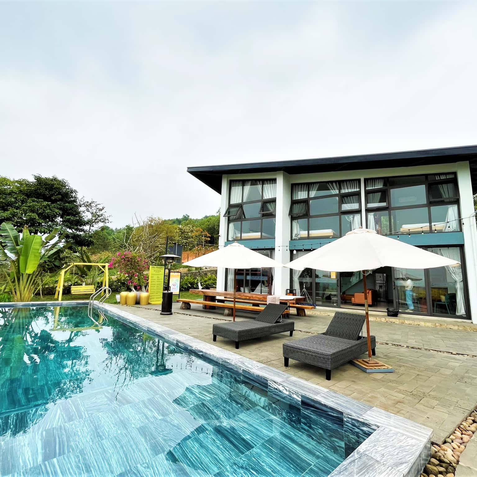 justfly chill villa ba vi