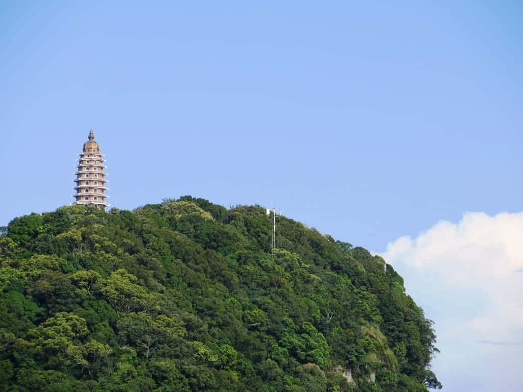 thap bao thien ba vi