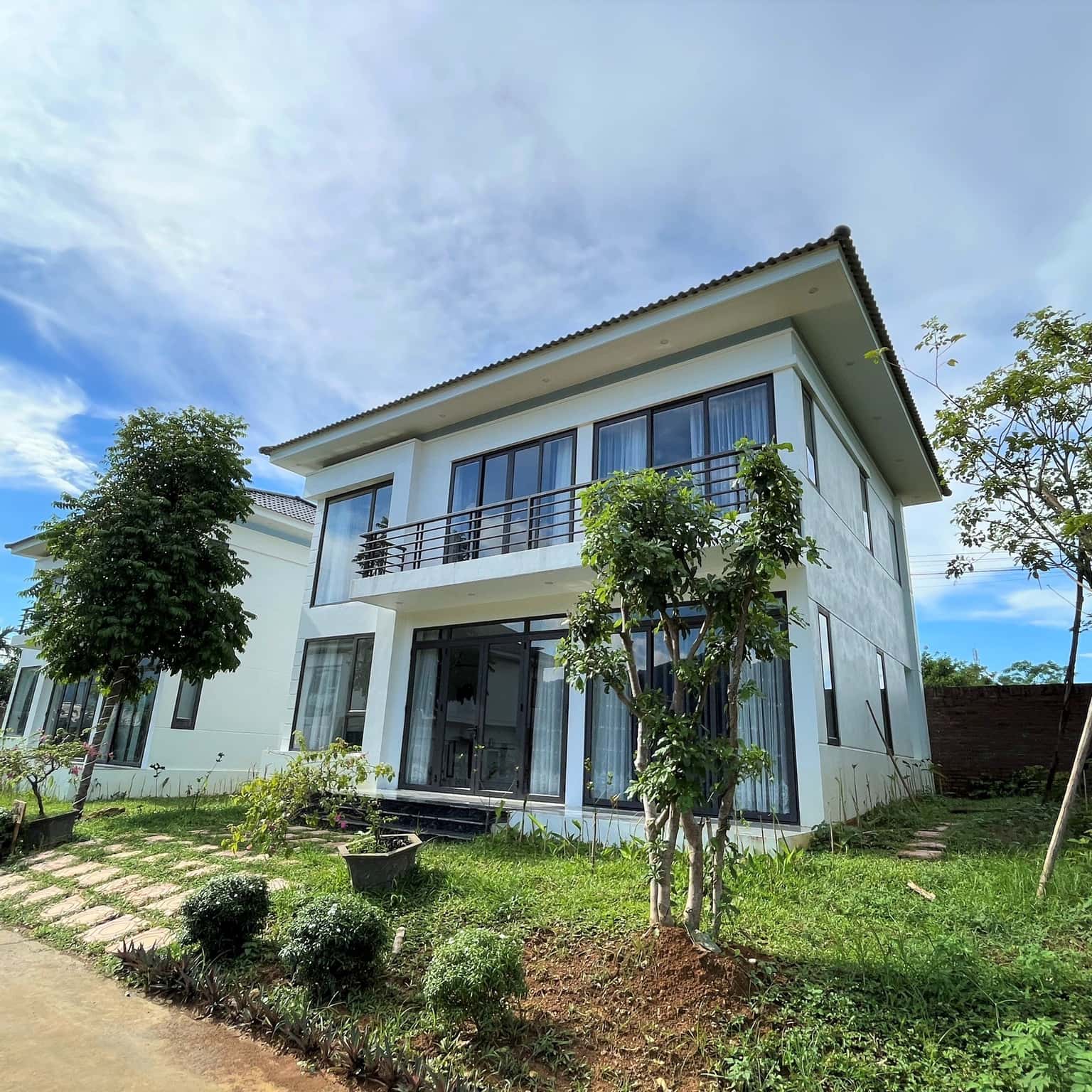 Villa B