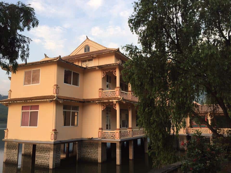 ho tien sa ba vi