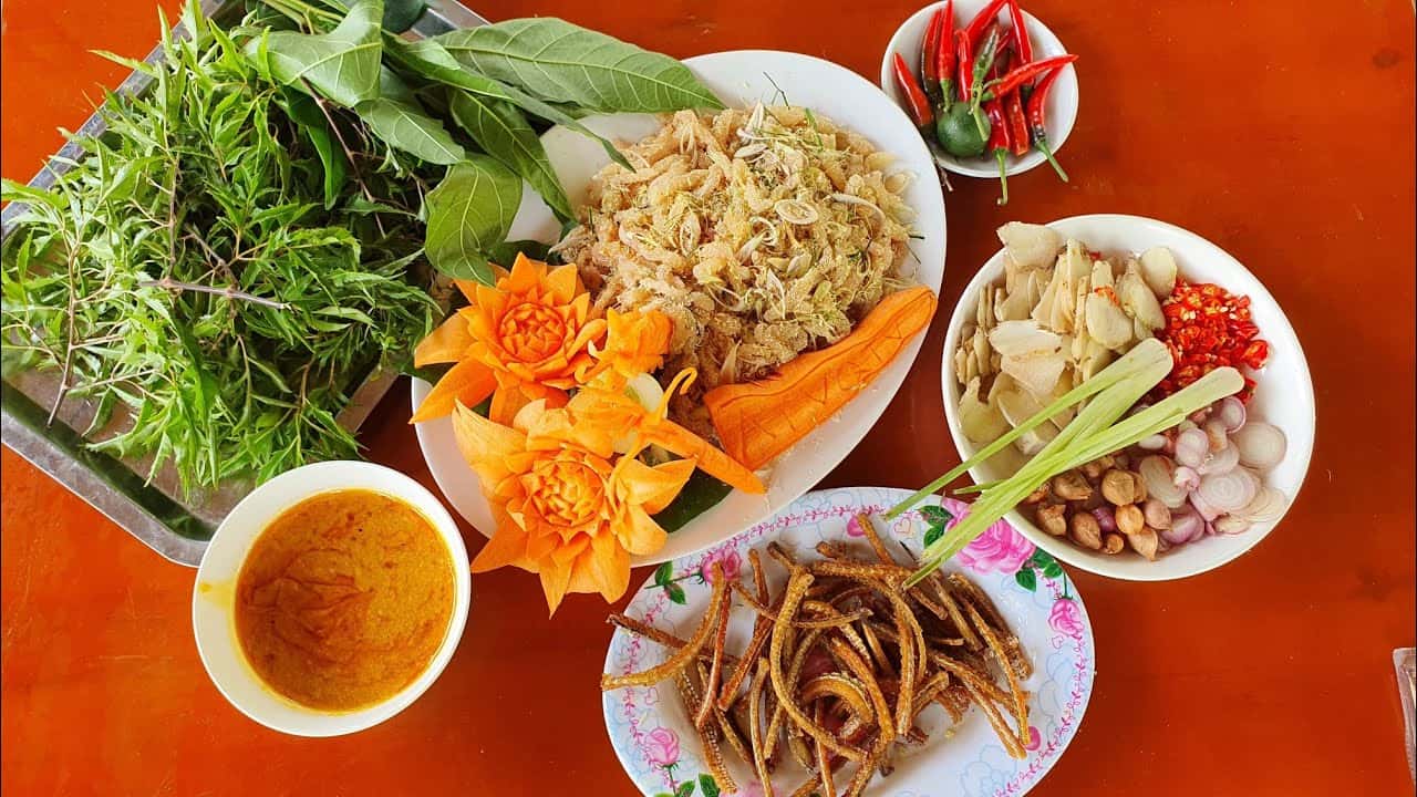 dac san goi ca nhech ninh binh 