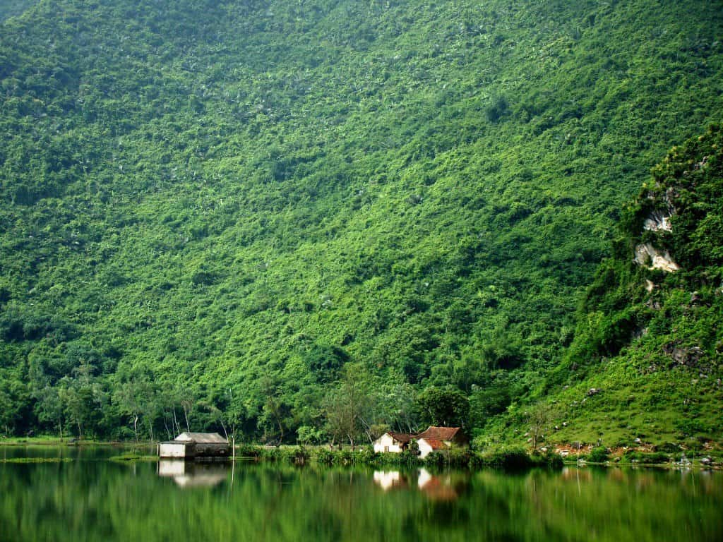 ho yen quang cuc phuong nation park ninh binh 