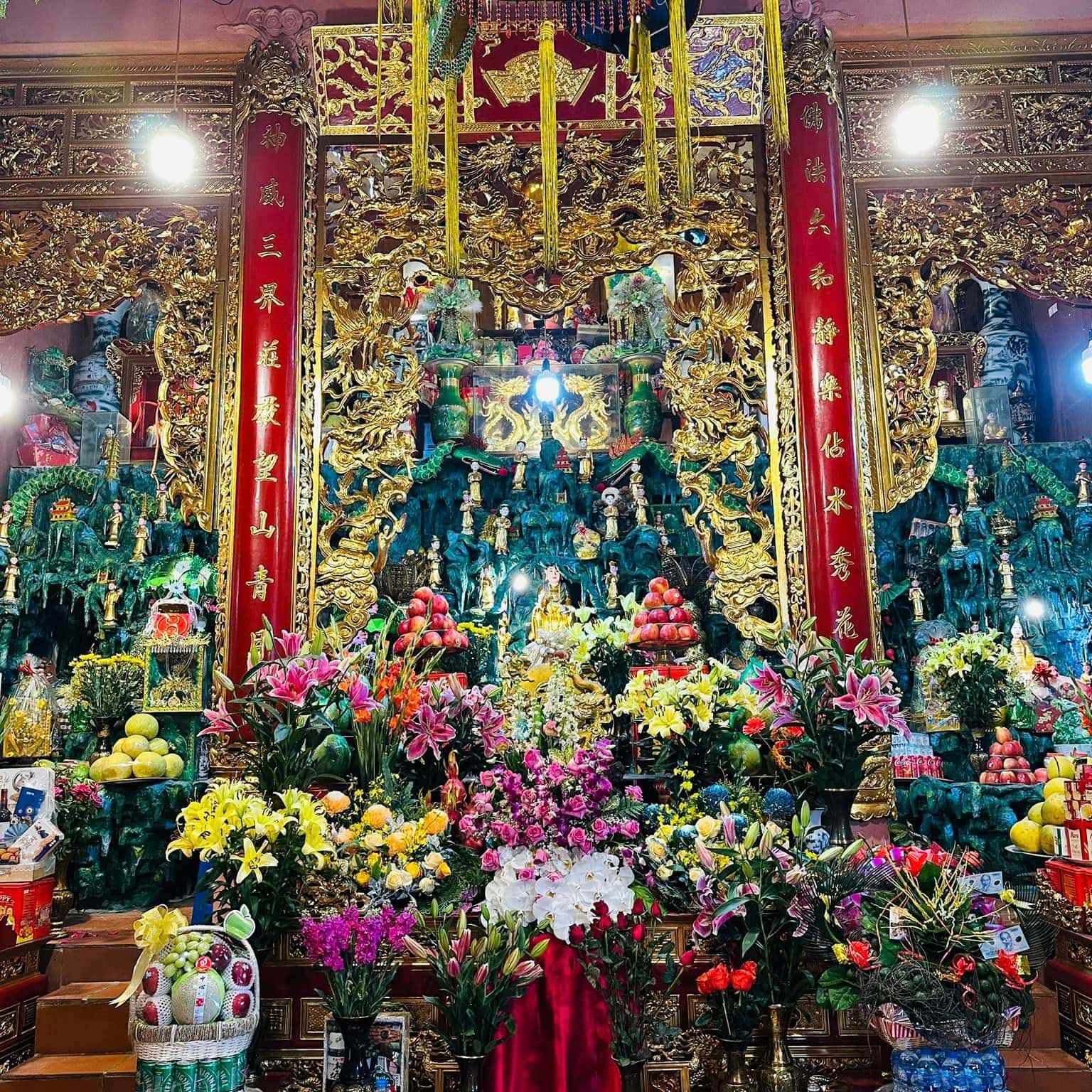 den ba chua thuong ngan tam dao vinh phuc 