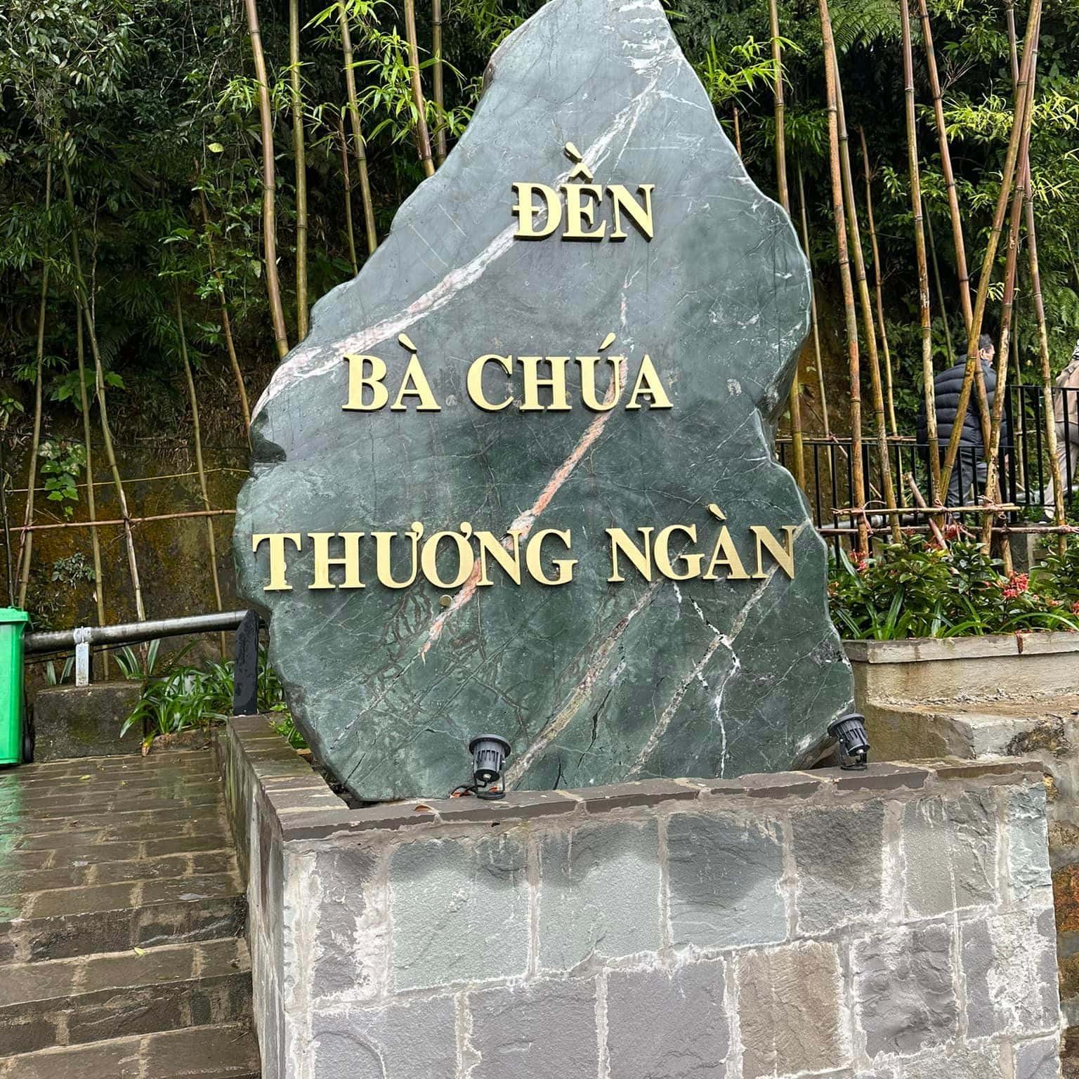 den ba chua thuong ngan tam dao vinh phuc 