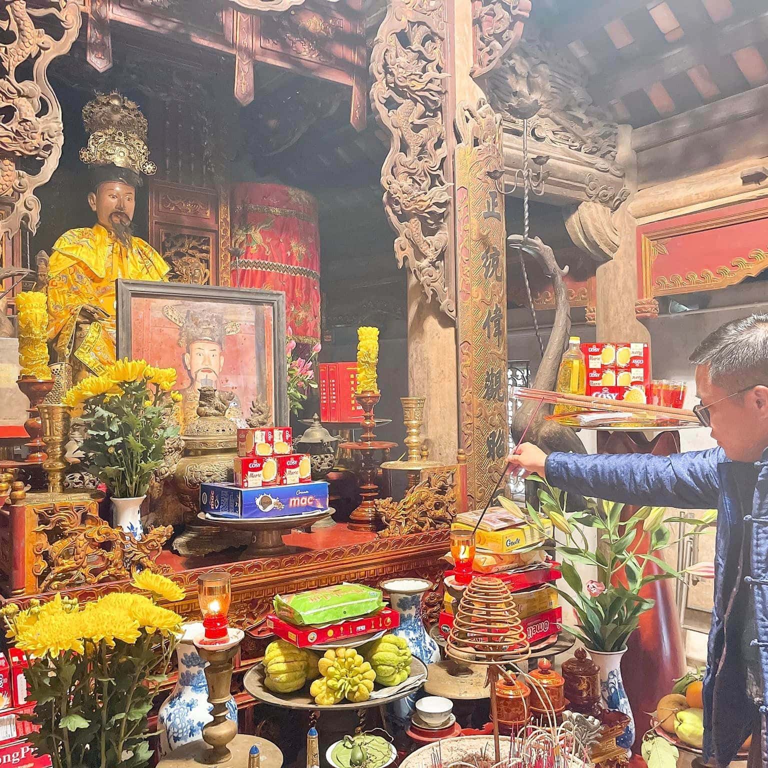 lang mo ngo quyen son tay ha noi