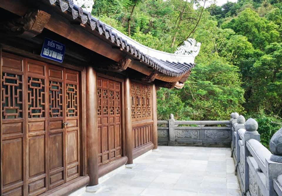 chua bai dinh co ninh binh 