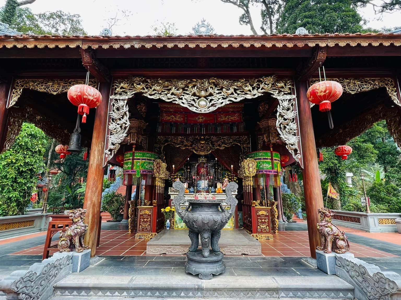 den thuong tam dao 