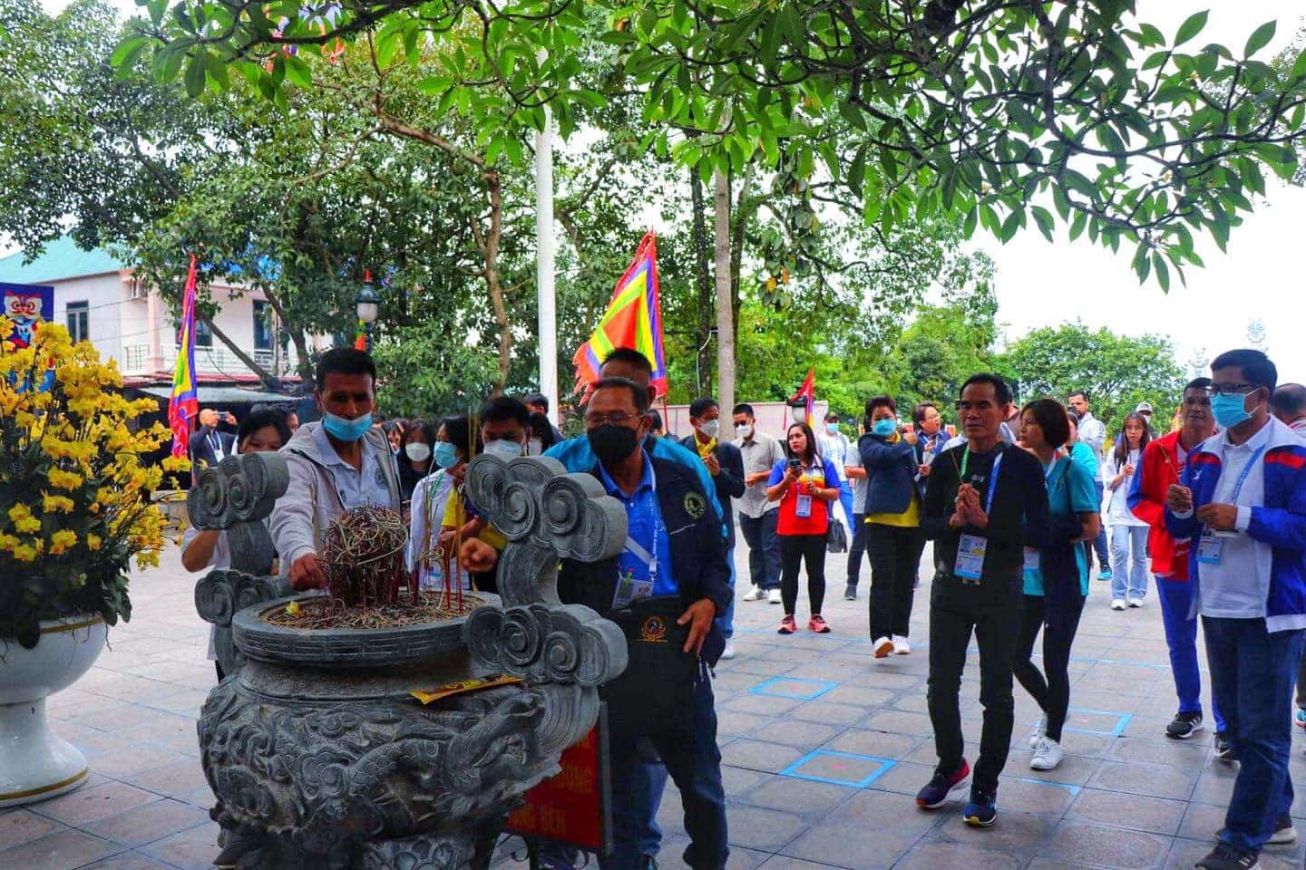 den thuong tam dao 