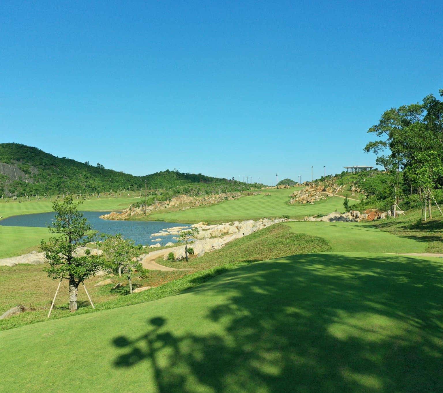 san golf hoang gia royal golf course ninh binh 