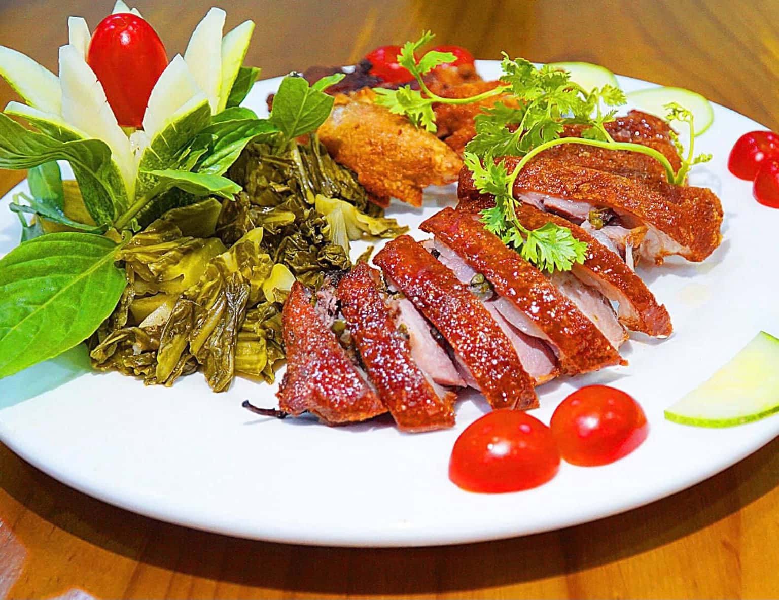 nha hang huong viet dai lai vinh phuc 