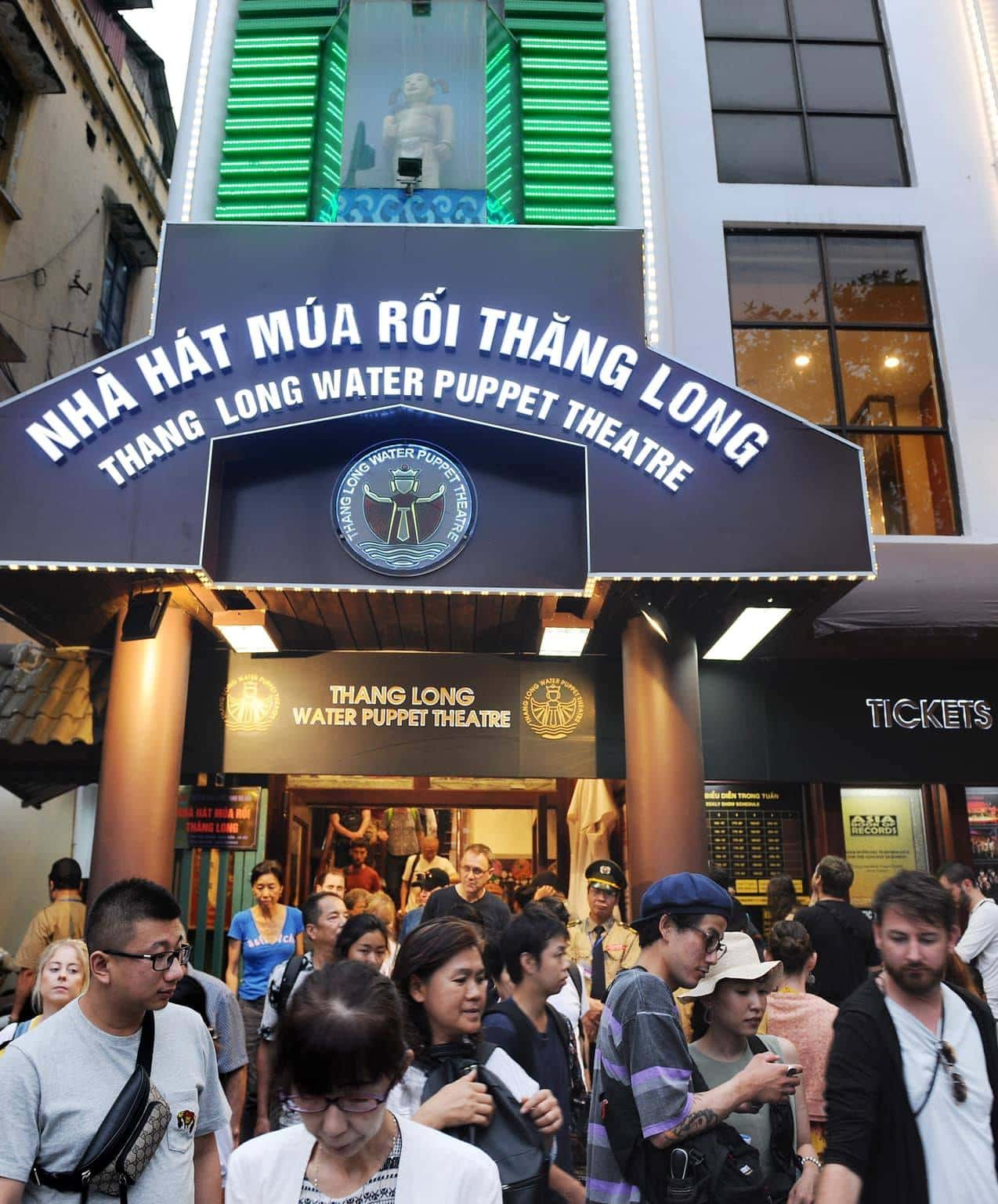 nha hat mua roi nuoc thang long 