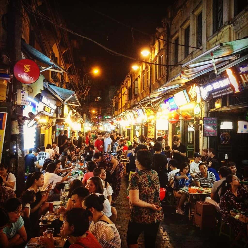 cho dem pho co ha noi 