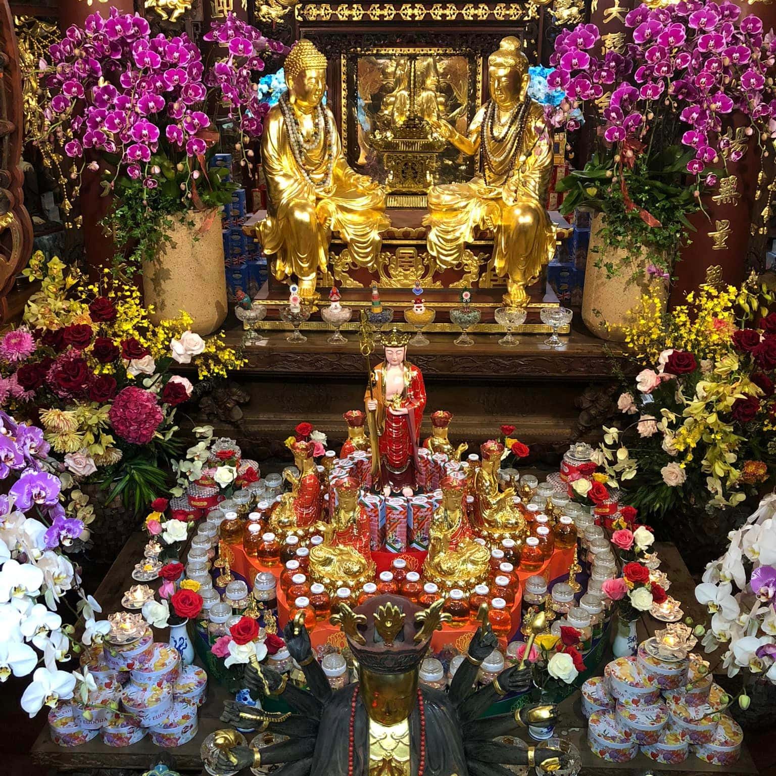 chua van nien ha noi 