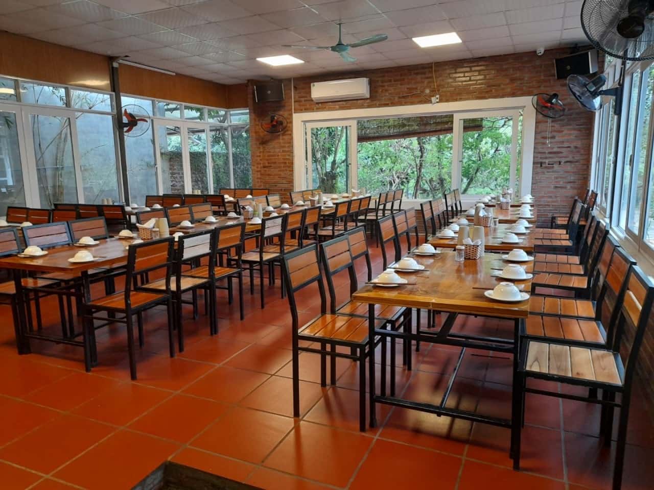 ngoc thanh restaurant flamingo dai lai vinh phuc 