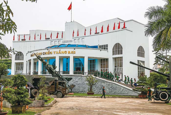 bao tang chien thang b-52 ha noi